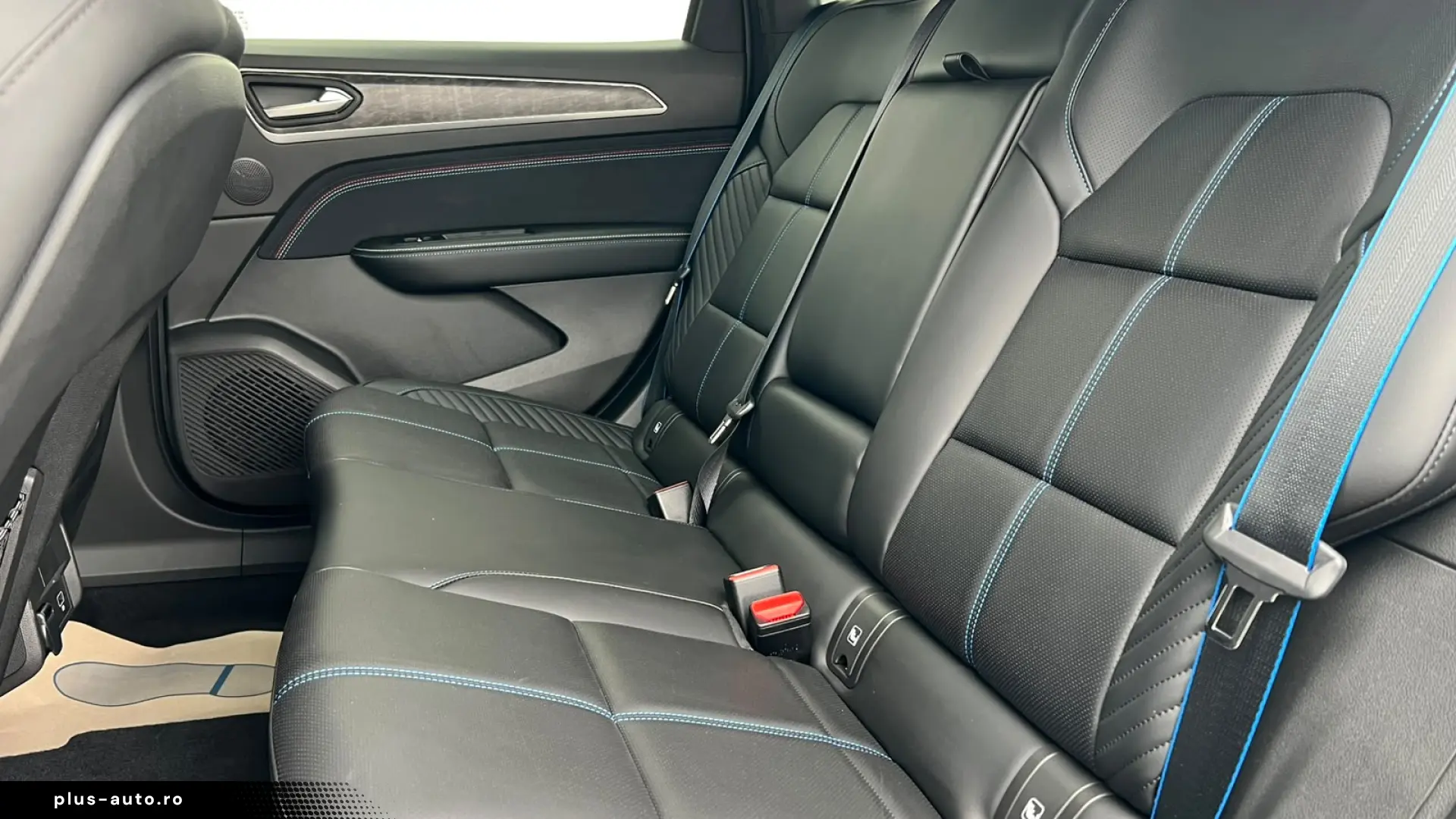 Renault Arkana Esprit Alpine mild-hibrid 1 3TCe 160 CP EDC