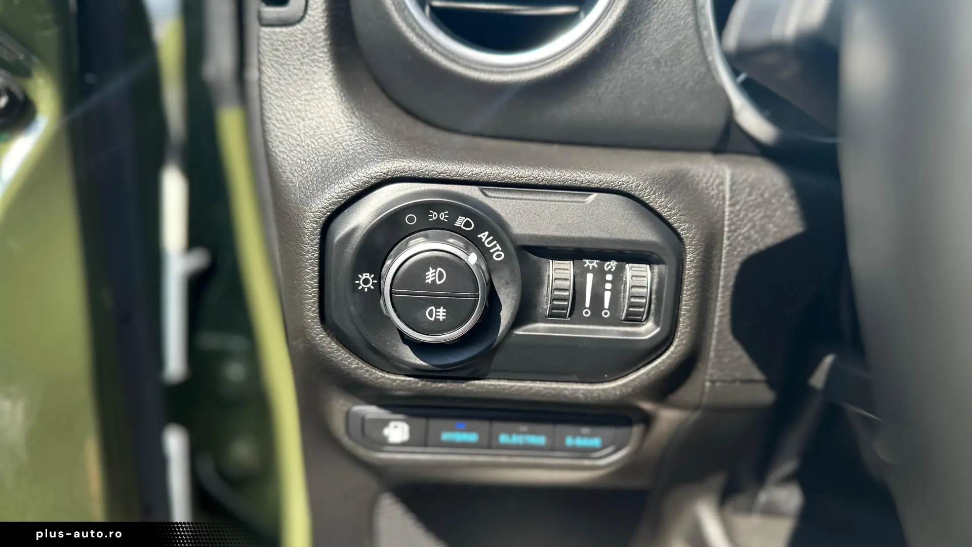Jeep Wrangler Unlimited 2.0 4xe AT8 PHEV Sahara Euro 6