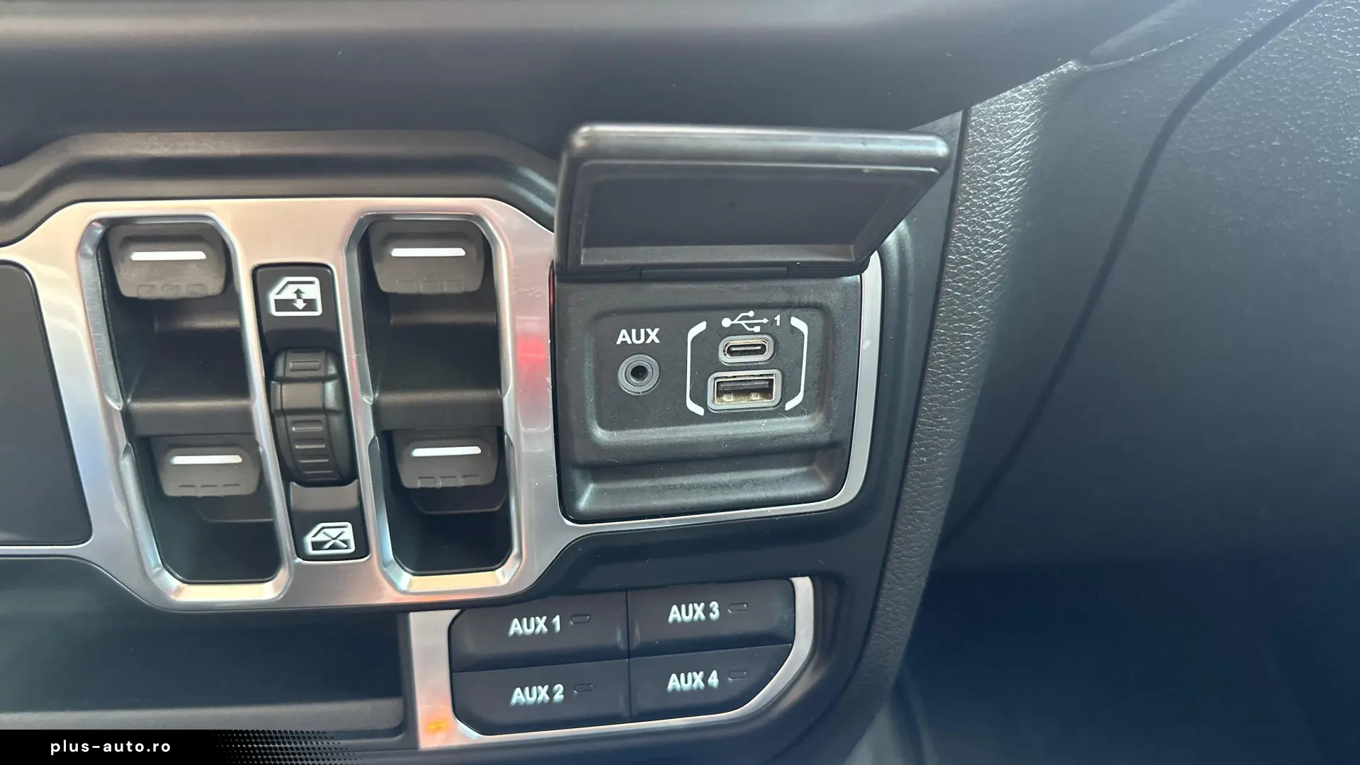 Jeep Wrangler Unlimited 2.0 4xe AT8 PHEV Sahara Euro 6