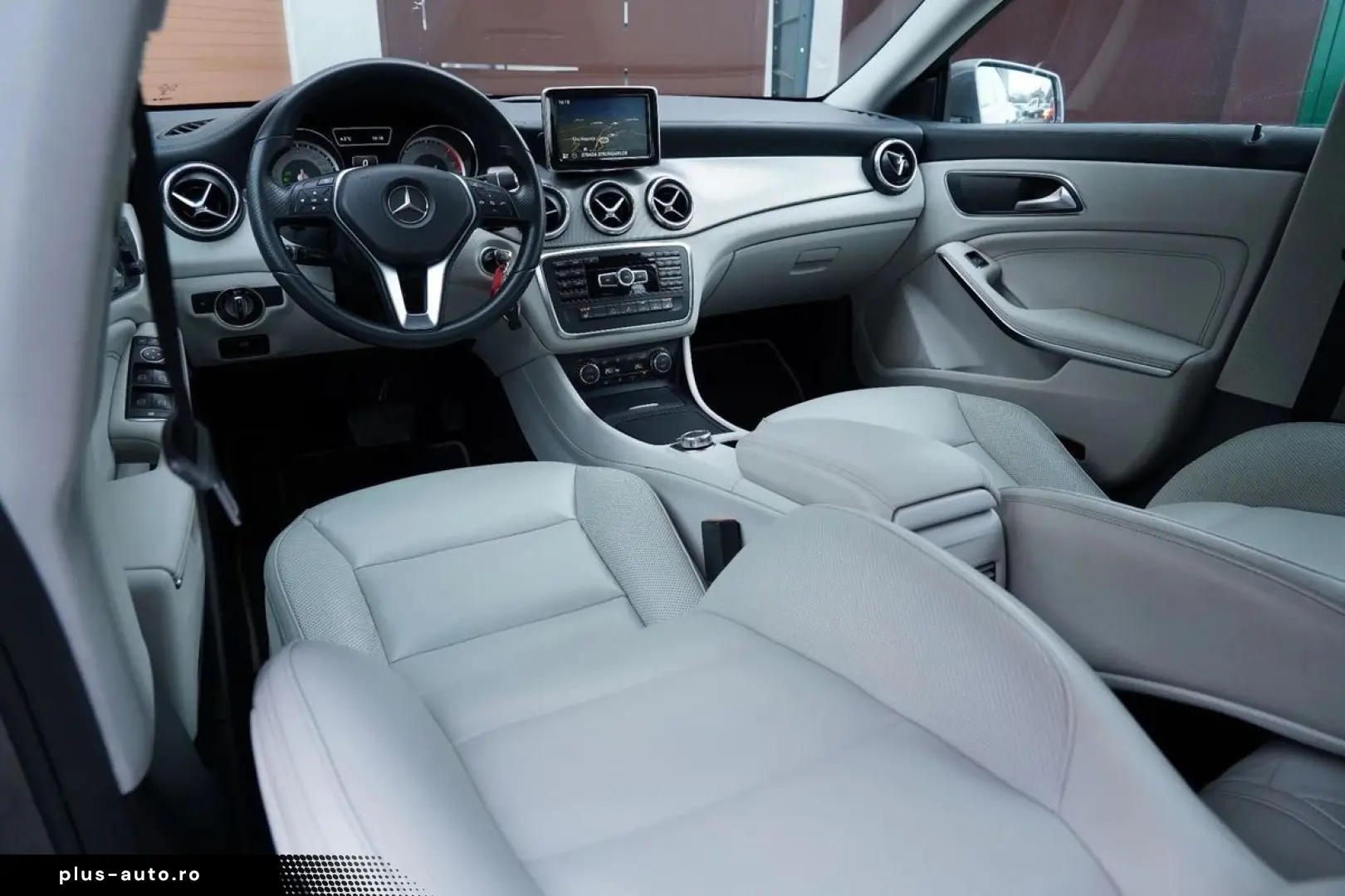 Mercedes-Benz Cla-200