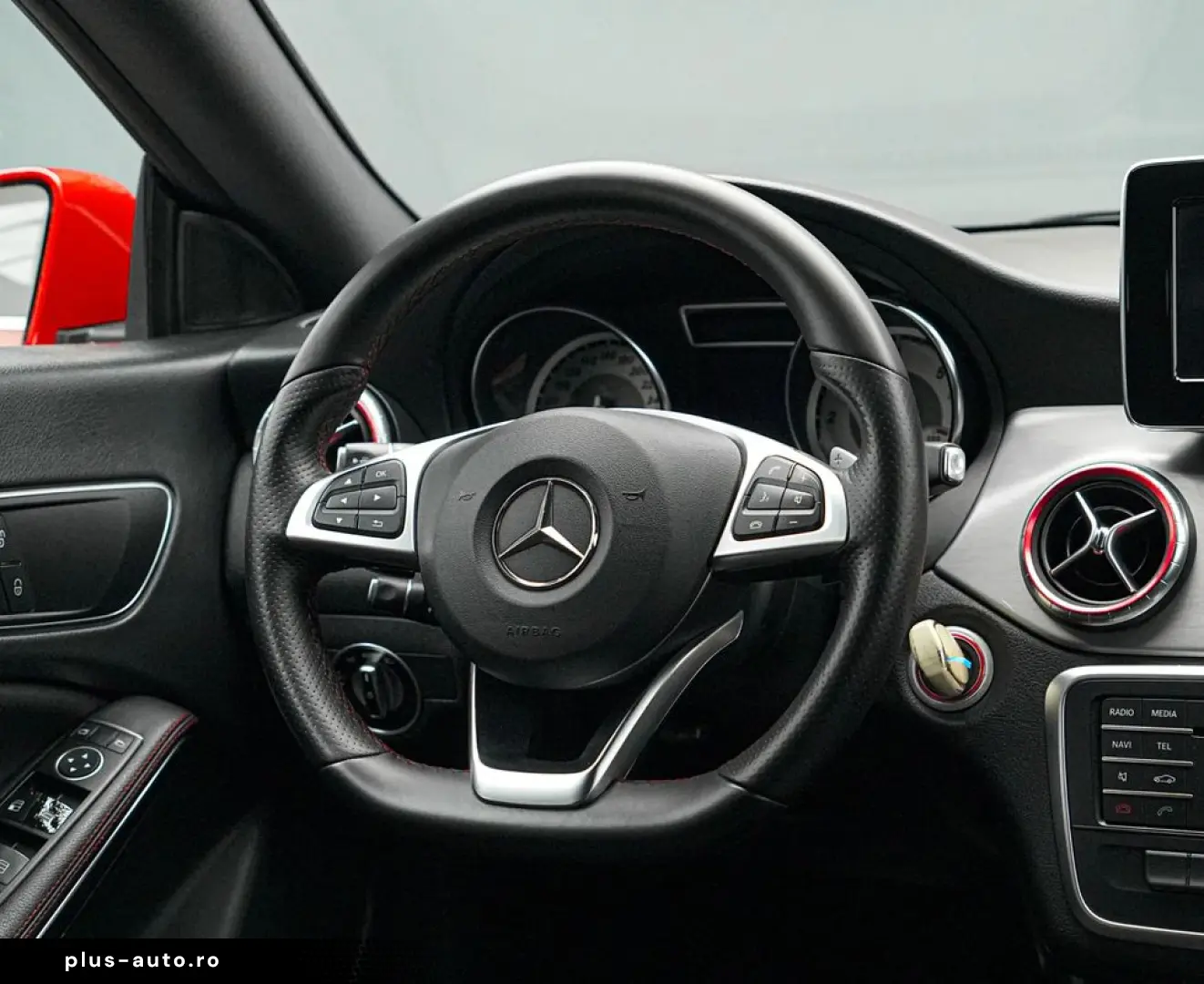 Mercedes-Benz Cla-180