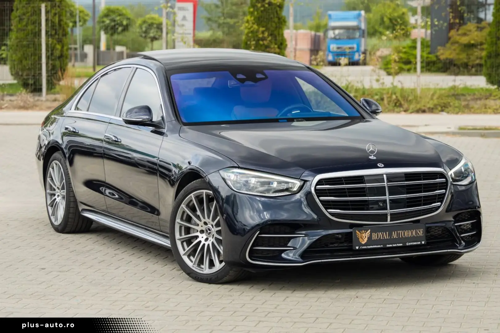 Mercedes-Benz S