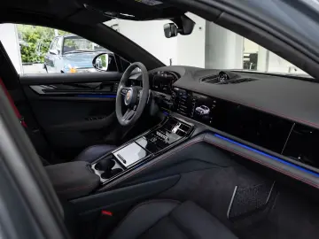 PORSCHE Panamera GTS SportDesign Beifahrerdisplay Pano