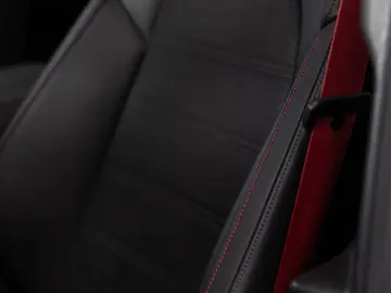 PORSCHE Panamera GTS SportDesign Beifahrerdisplay Pano