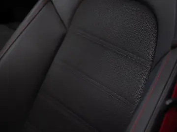 PORSCHE Panamera GTS SportDesign Beifahrerdisplay Pano