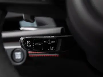 PORSCHE Panamera GTS SportDesign Beifahrerdisplay Pano