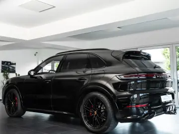 PORSCHE Cayenne S E-Hybrid SportDesign DVD im Fond AHK