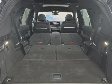 BMW X7 xDrive40d M Sport Pro AHK Sitzlüftung ACC
