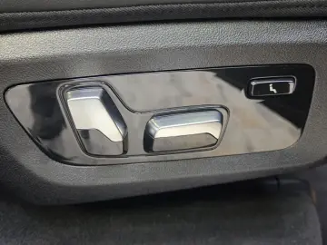 BMW X7 xDrive40d M Sport Pro AHK Sitzlüftung ACC