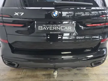 BMW X7 xDrive40d M Sport Pro AHK Sitzlüftung ACC