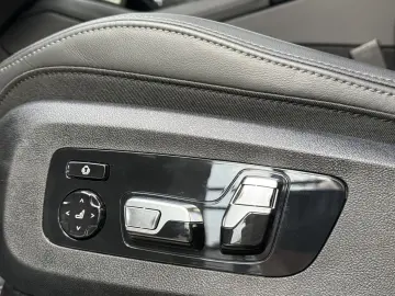 BMW X6 xDrive30d M Sport Pro AHK Pano Sitzlüft. ACC