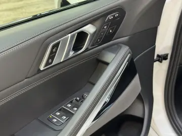 BMW X6 xDrive30d M Sport Pro AHK Pano Sitzlüft. ACC