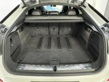 BMW X6 xDrive30d M Sport Pro AHK Pano Sitzlüft. ACC