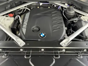 BMW X6 xDrive30d M Sport Pro AHK Pano Sitzlüft. ACC