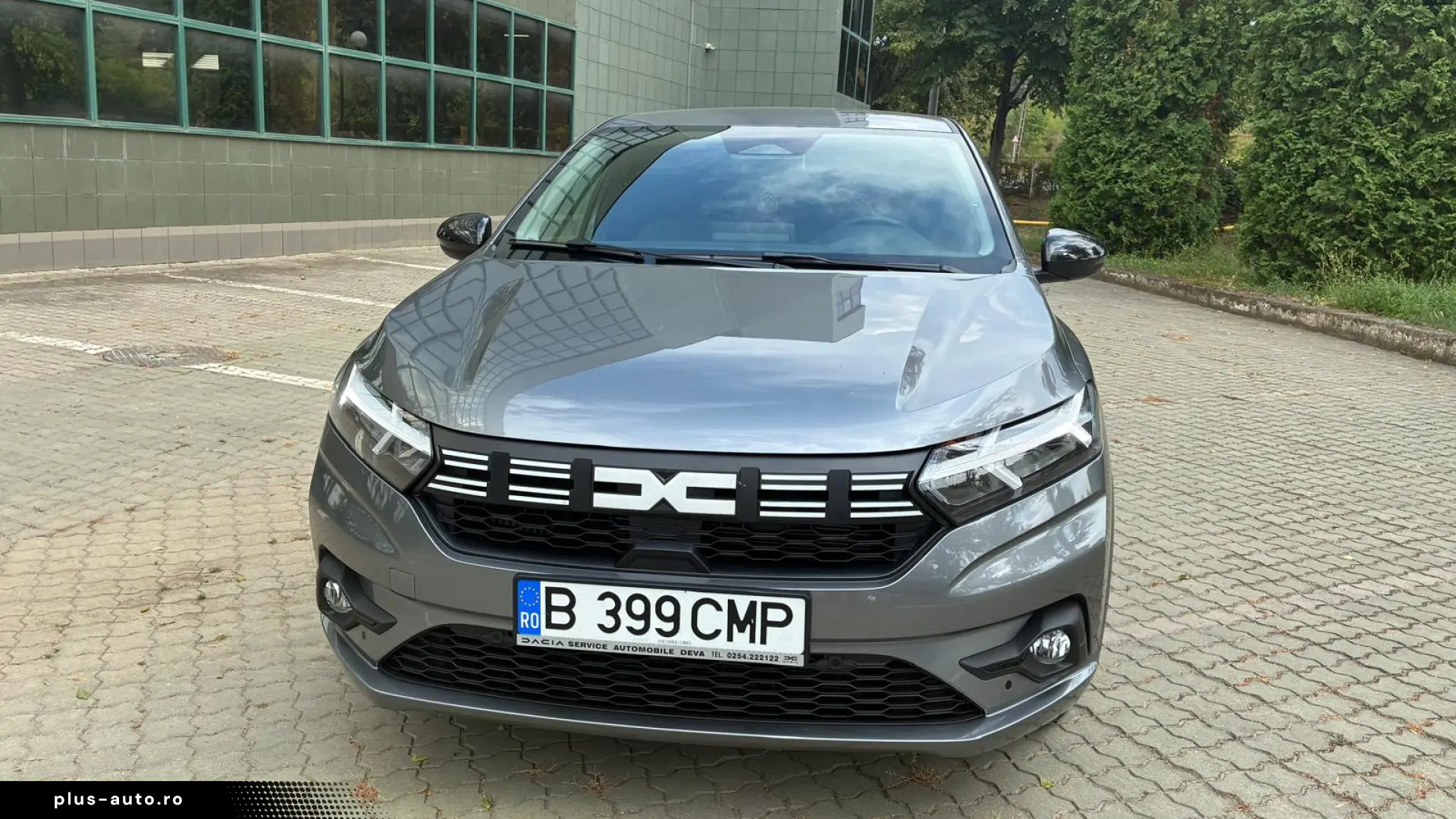 Logan XX 2025 7000 km TCe 90cp