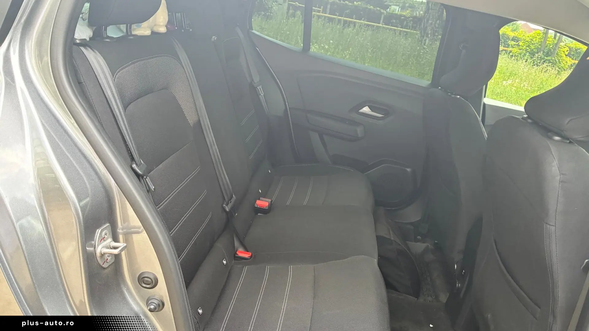 Logan XX 2025 7000 km TCe 90cp