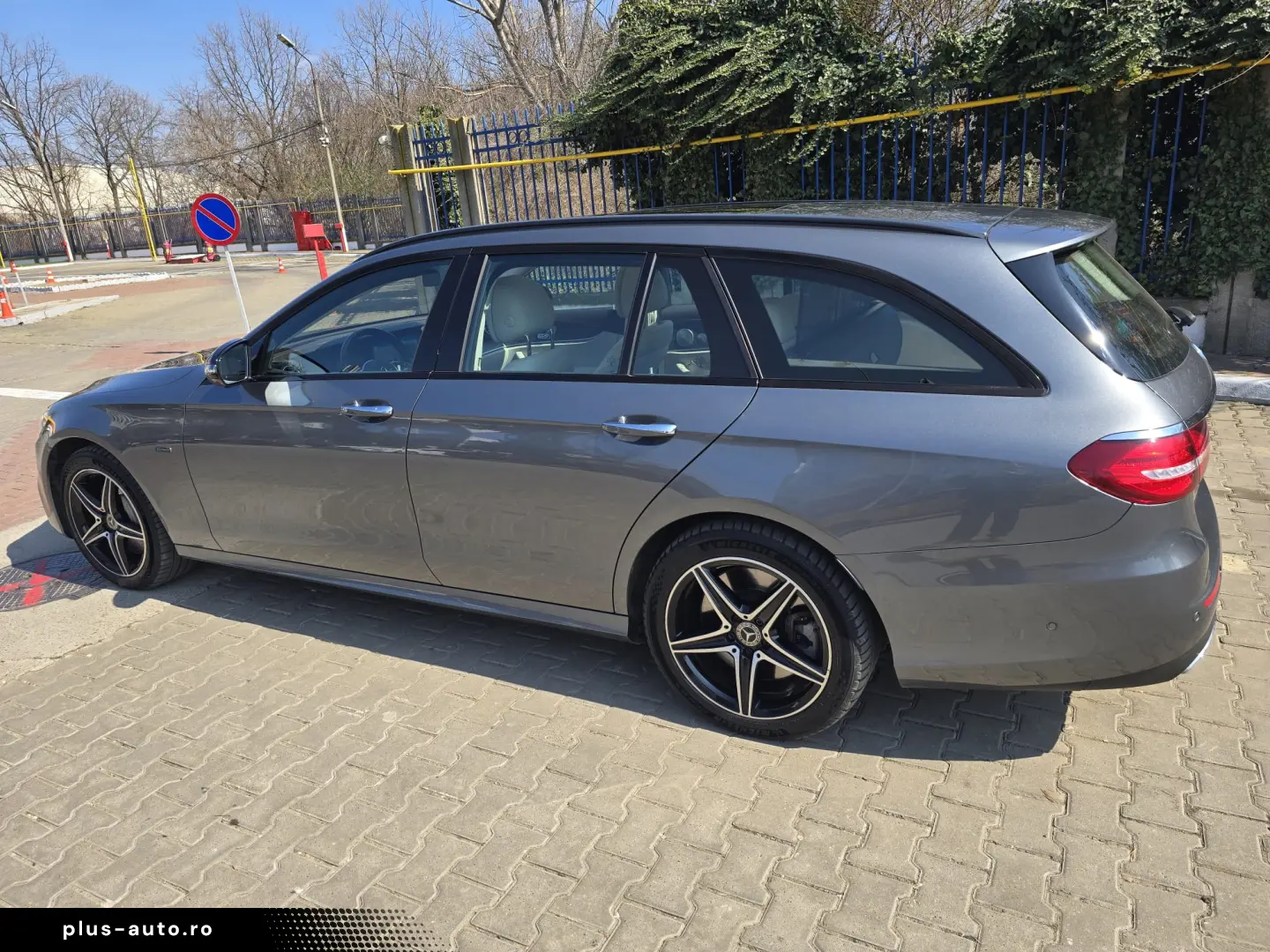 Mercedes-Benz E 300de