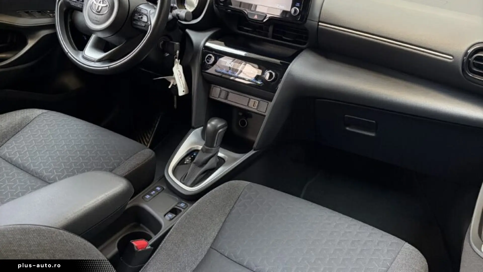 TOYOTA YARIS CROSS 2024 HEV