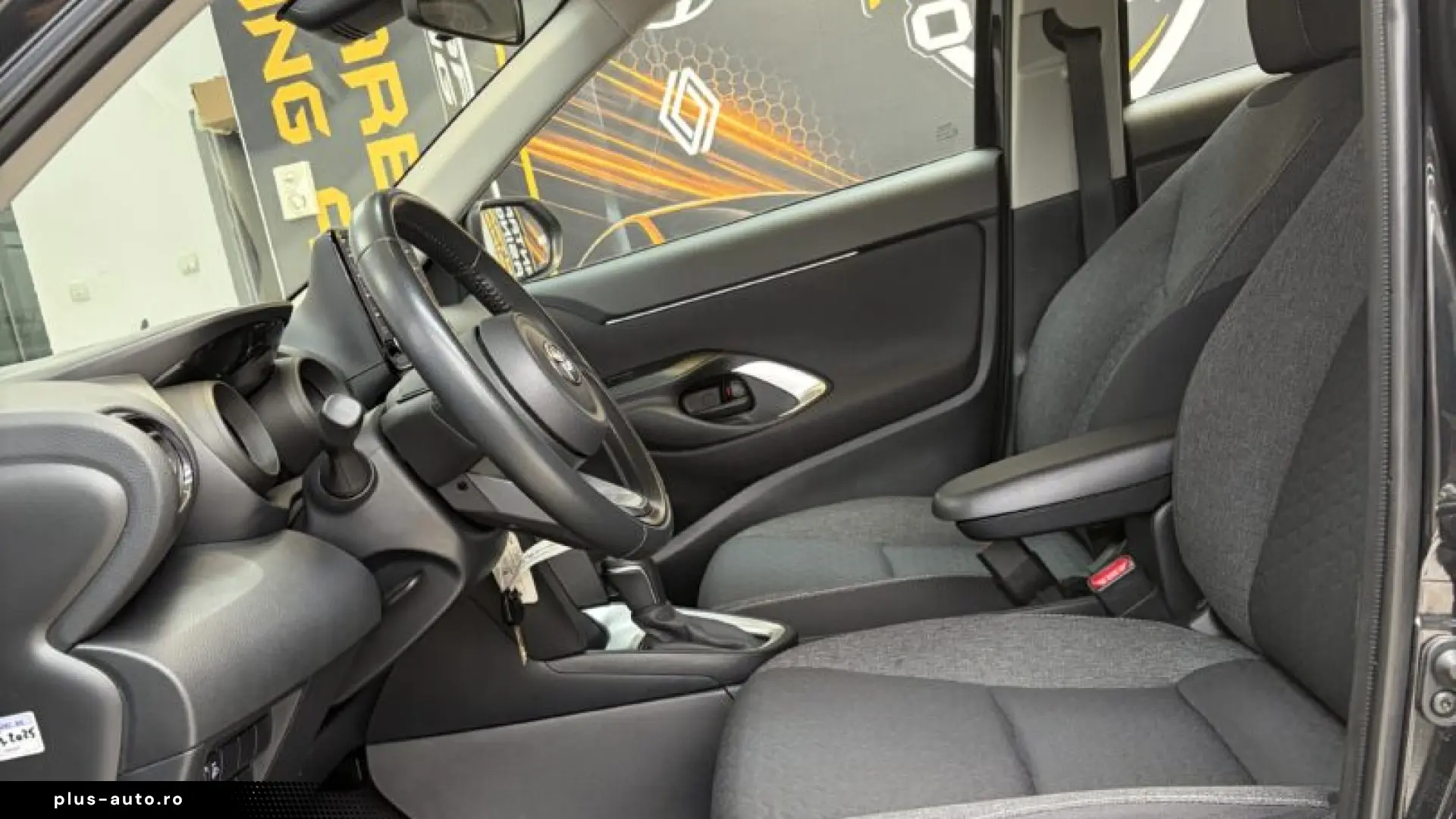 TOYOTA YARIS CROSS 2024 HEV