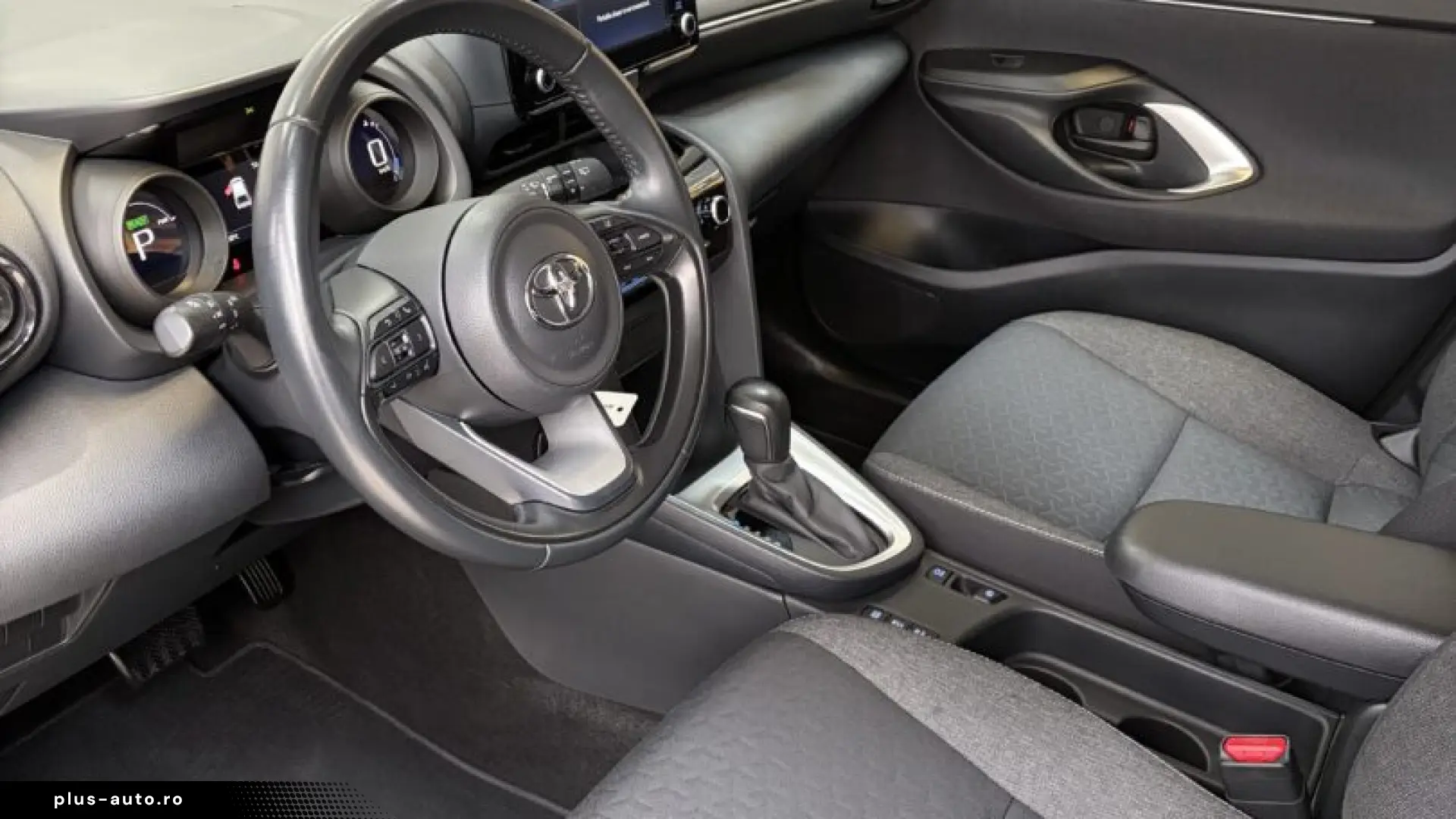 TOYOTA YARIS CROSS 2024 HEV