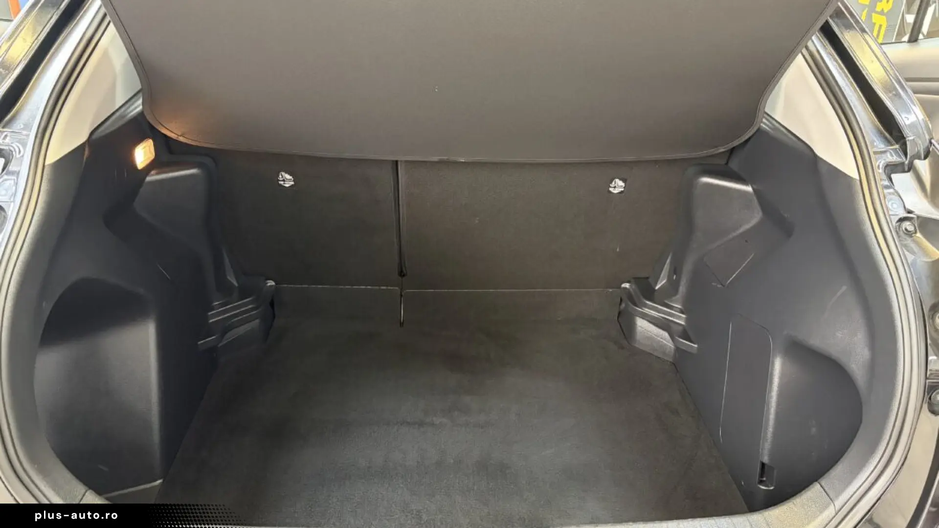 TOYOTA YARIS CROSS 2024 HEV