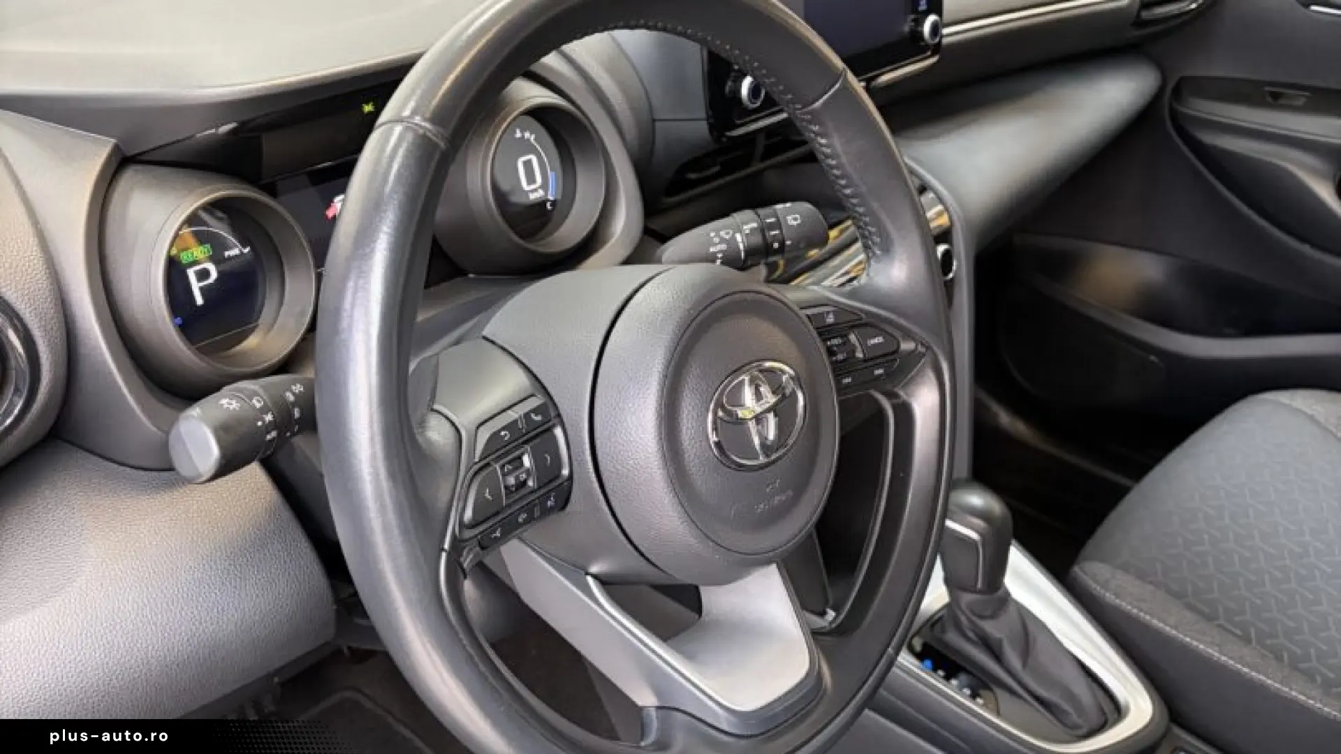 TOYOTA YARIS CROSS 2024 HEV