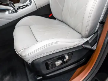 BMW XM Label