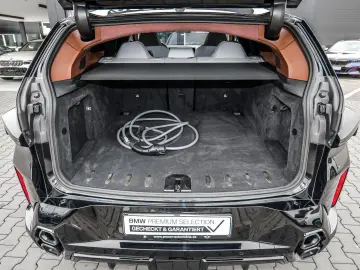 BMW XM Label