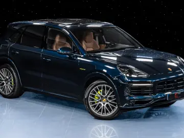 PORSCHE Cayenne E-Hyb PLATINUM SportDesign TV PDCC Pano