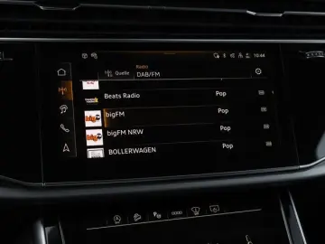 AUDI Q7 TDI quattro S line AHK ACC HuD LM21 Matrix LE