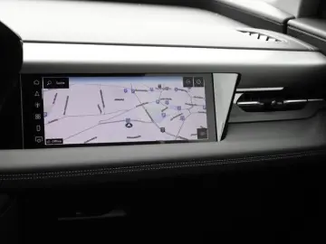AUDI Q6 e-tron LM19 ACC Matrix LED Navi  Kamera Tech