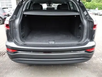 AUDI Q6 e-tron LM19 ACC Matrix LED Navi  Kamera Tech