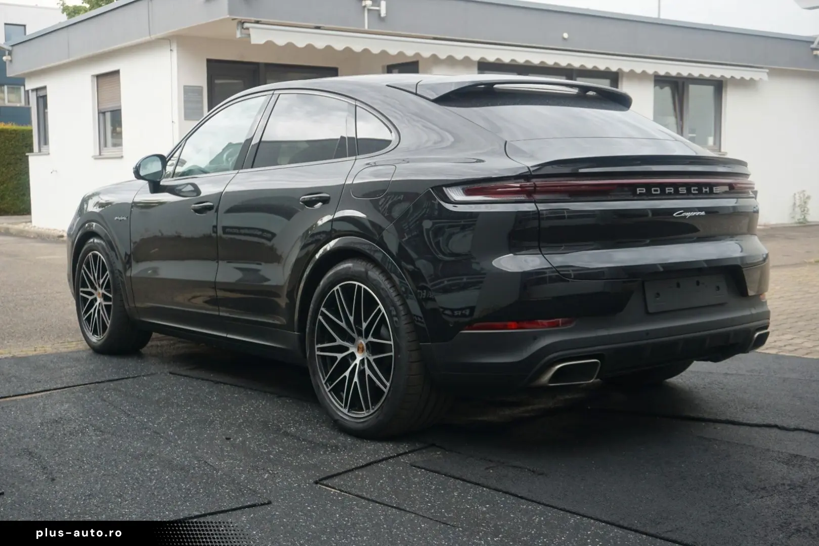 PORSCHE Cayenne Coupe E-Hybrid Luft AHK BOSE Head Up 14W