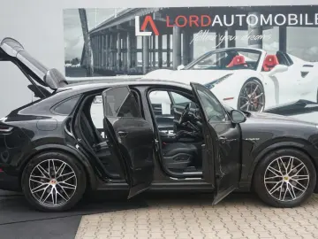 PORSCHE Cayenne Coupe E-Hybrid Luft AHK BOSE Head Up 14W