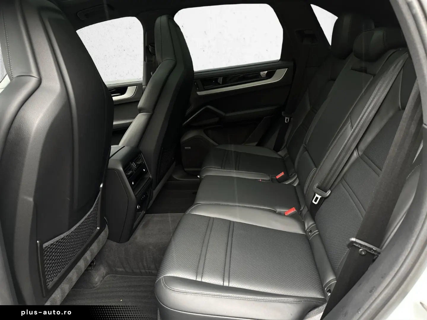 PORSCHE Cayenne E-Hybrid PANO BOSE Sportsitze