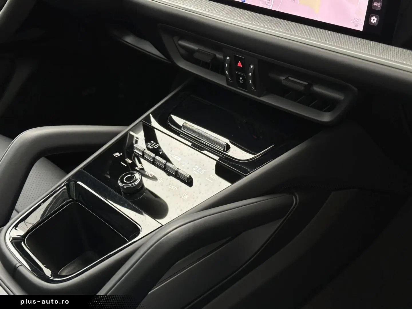 PORSCHE Cayenne E-Hybrid PANO BOSE Sportsitze