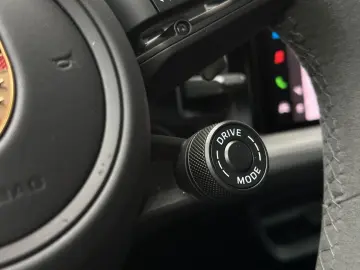 PORSCHE Cayenne E-Hybrid PANO BOSE Sportsitze