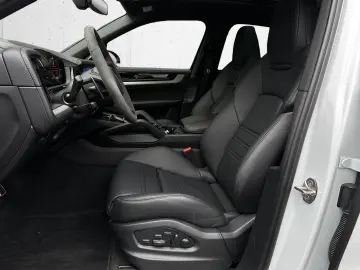 PORSCHE Cayenne E-Hybrid PANO BOSE Sportsitze