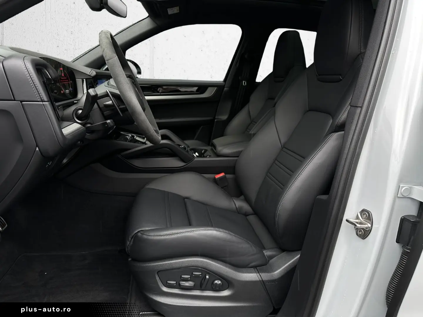 PORSCHE Cayenne E-Hybrid PANO BOSE Sportsitze