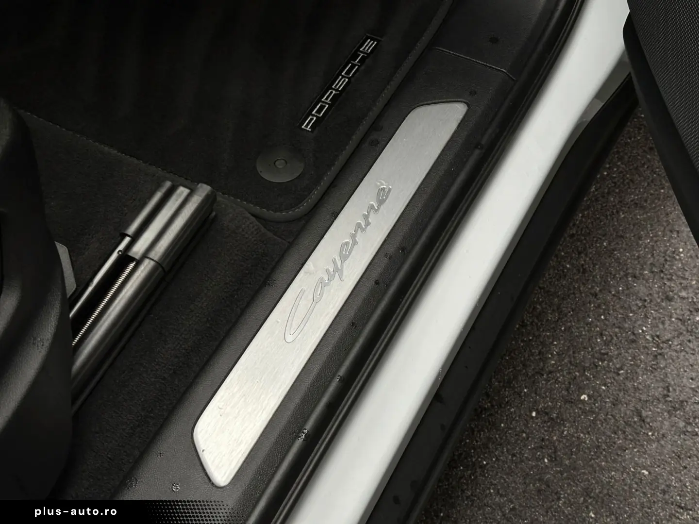 PORSCHE Cayenne E-Hybrid PANO BOSE Sportsitze