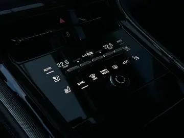 PORSCHE Panamera 4 E-Hybrid PANO 360  BOSE