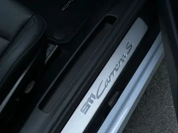 PORSCHE 992 911 Carrera S Elektrisches Schiebedach BOSE