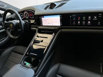 PORSCHE Panamera 4S E-Hybrid Burmester Soft-Close PANO