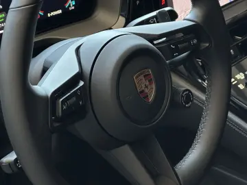 PORSCHE Panamera 4S E-Hybrid Burmester Soft-Close PANO