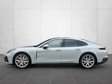 PORSCHE Panamera 4S E-Hybrid PANO Soft-Close Sportsitze