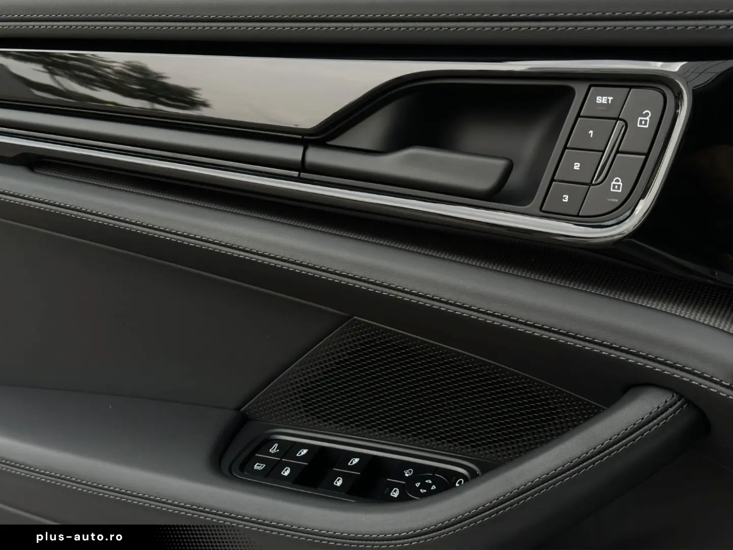PORSCHE Panamera 4S E-Hybrid PANO Soft-Close Sportsitze
