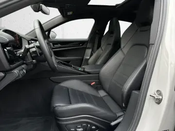 PORSCHE Panamera 4S E-Hybrid PANO Soft-Close Sportsitze