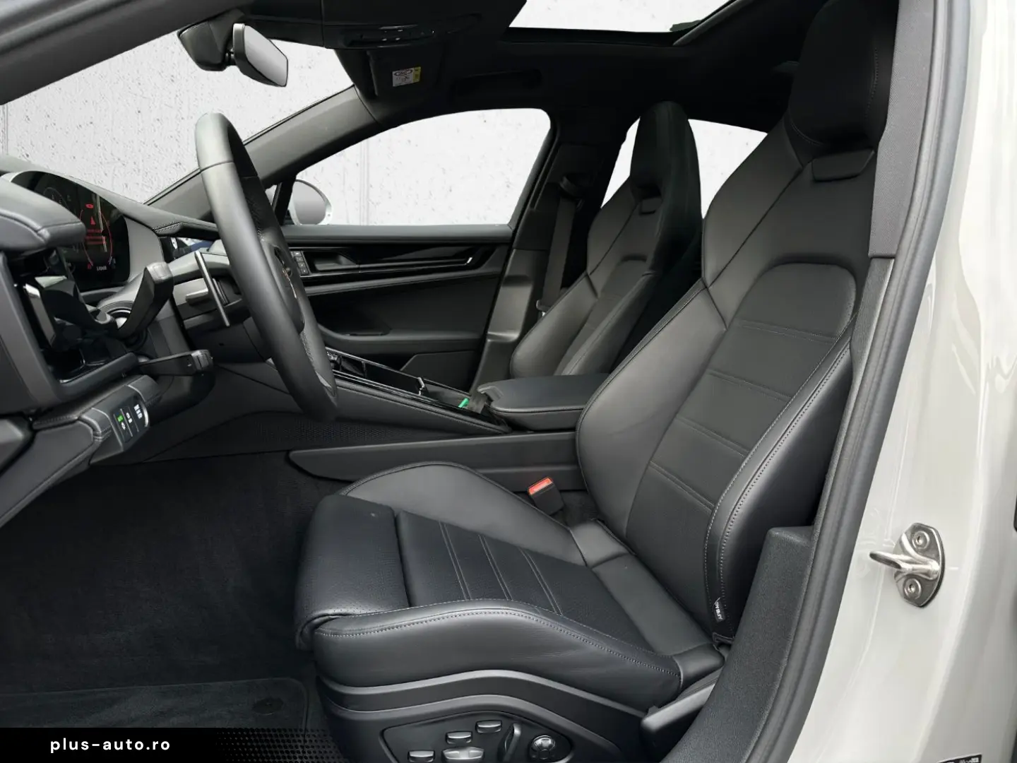 PORSCHE Panamera 4S E-Hybrid PANO Soft-Close Sportsitze