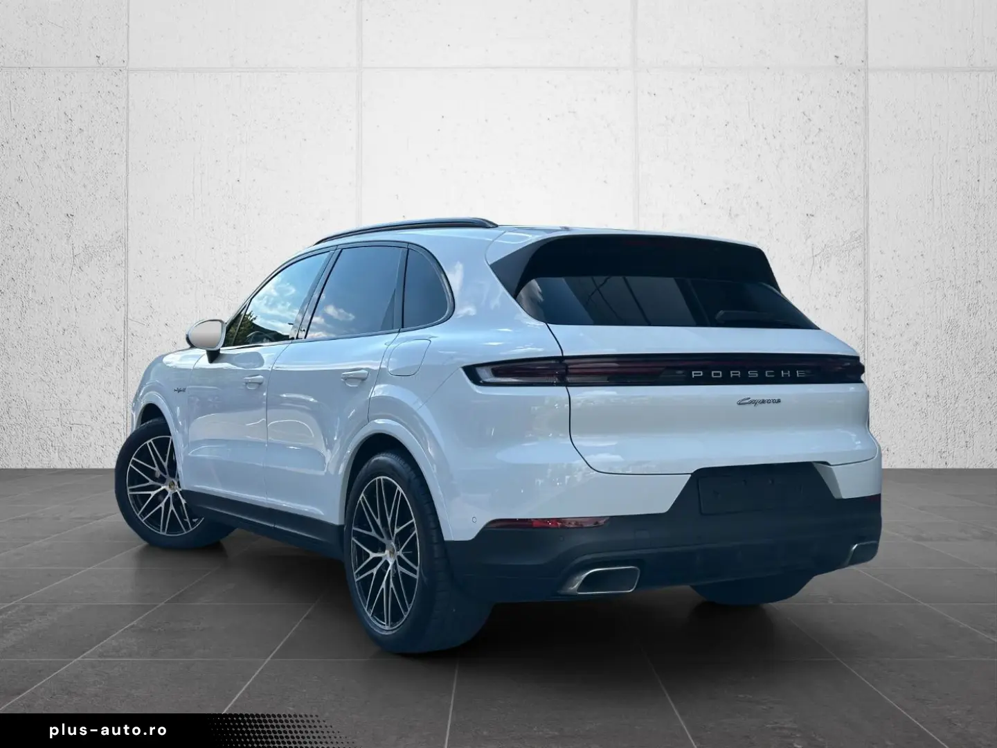 PORSCHE Cayenne E-Hybrid PANO BOSE PASM SHZ V H