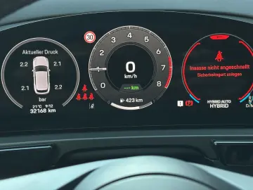 PORSCHE Cayenne E-Hybrid PANO BOSE PASM SHZ V H